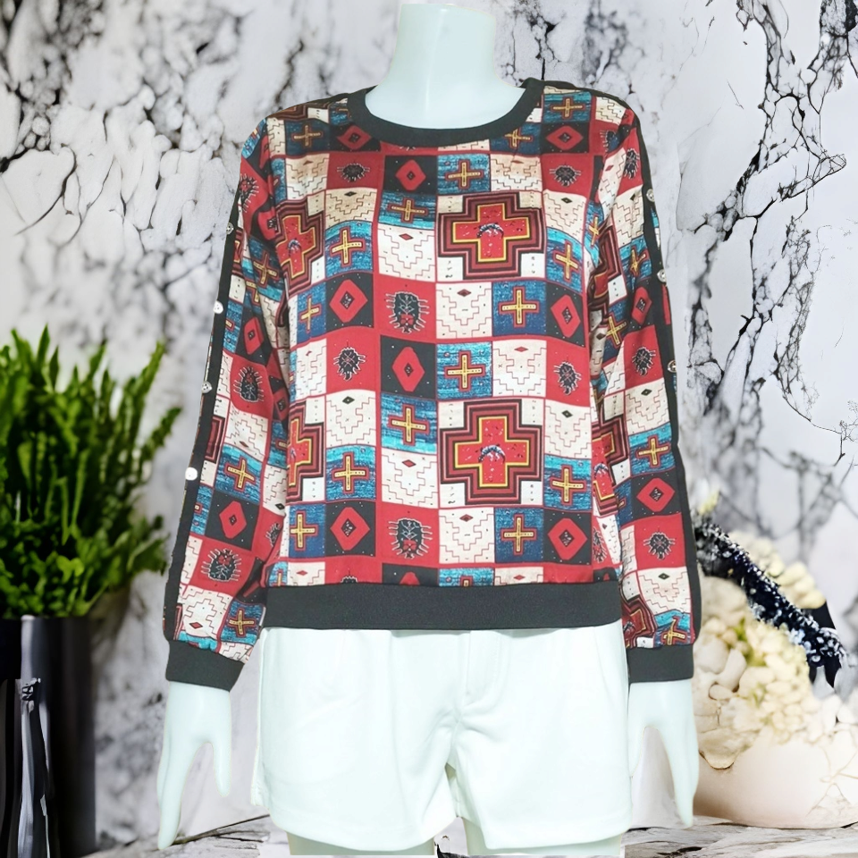 Blouse3893 เสื้อแฟชั่นนำเข้า เสื้อชีฟองลายกราฟฟิคแขนยาวแต่งกระดุม ผ้าชีฟองเนื้อดีนุ่มใส่สบายผ้าเนื้อดีเรียบสวย งานสวยใส่ง่ายแมทช์กับอะไรก็เข้า มี 3 โทนสี ดำ, น้ำตาล, แดง