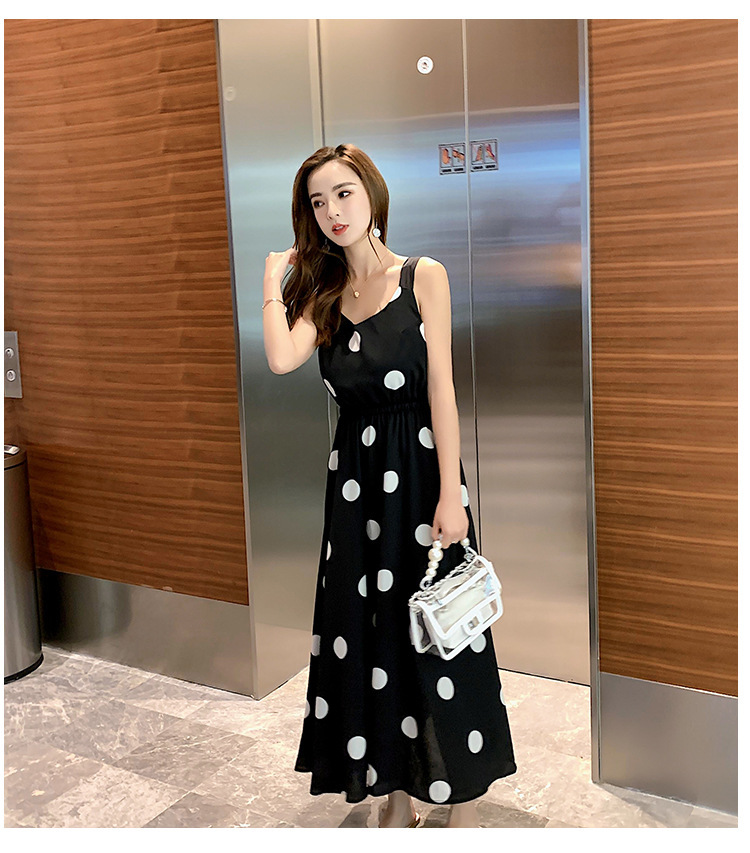 Dress4652 Maxi Dress เดรสยาวลายวงกลมผูกโบว์หลัง เอวยางยืด มีซับในทั้งชุด ผ้าชีฟองเกรดพรีเมียมเนื้อดีหนามีน้ำหนักทิ้งตัว งานสวยดีเทลดีงาม ใส่เดี่ยวหรือแมทช์กับเสื้อคลุมเก๋ๆ สักตัวก็น่ารักดูดีไม่แพ้กัน