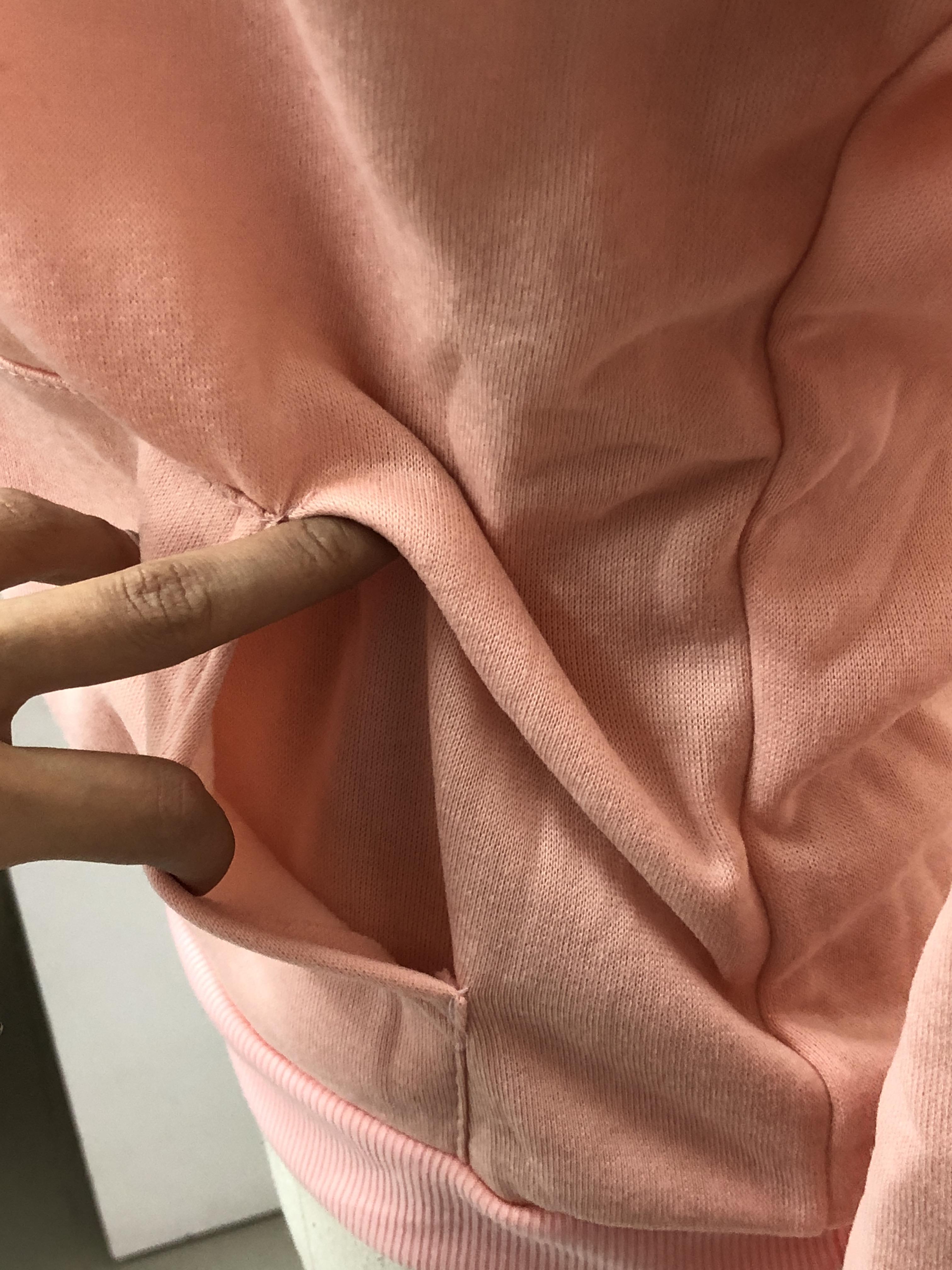 เสื้อกันหนาวฮู้ดดี้ แฟชั่นเกาหลี สีชมพู น่ารักมากจ้า ผ้าเนื้อไม่หนาใส่ในไทยได้จ้า พร้อมส่ง งานจริงในภาพสุดท้าย