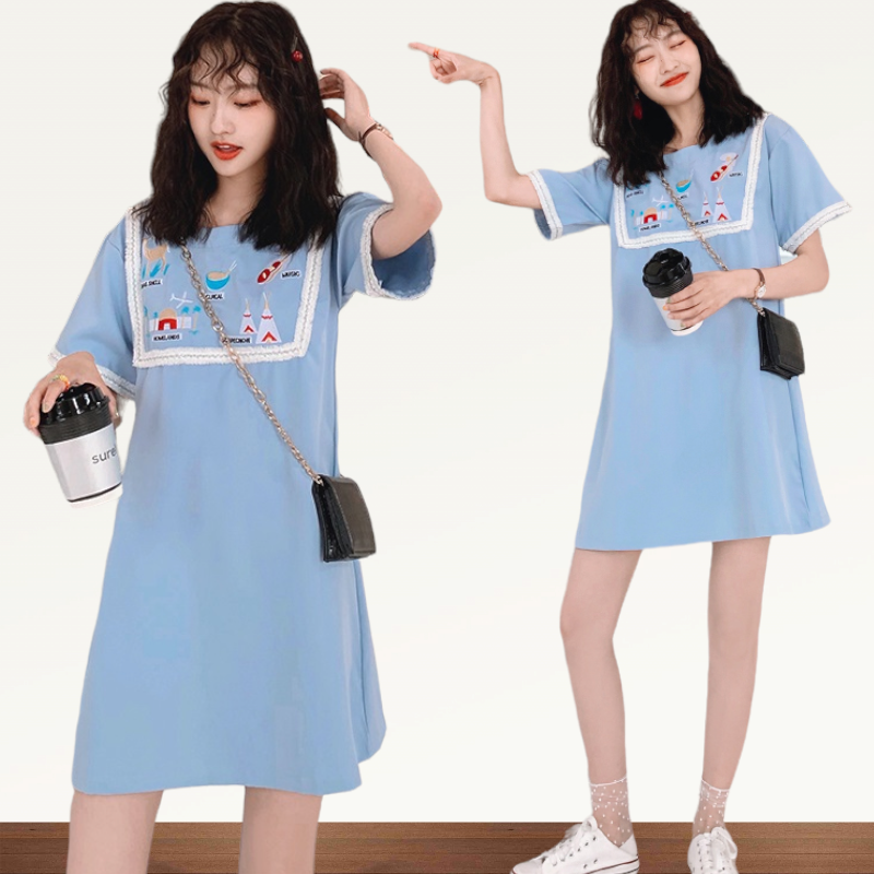 Dress4555 เดรสน่ารักสีฟ้า ช่วงอกปักลายเก๋ๆ ผ้าคอตตอนสแปนเด็กซ์เนื้อดีหนามีน้ำหนักยืดหยุ่นได้ งานน่ารักดีเทลดีงาม ทรงนี้เบสิคมีติดตู้ไว้ใส่ได้เรื่อยๆ
