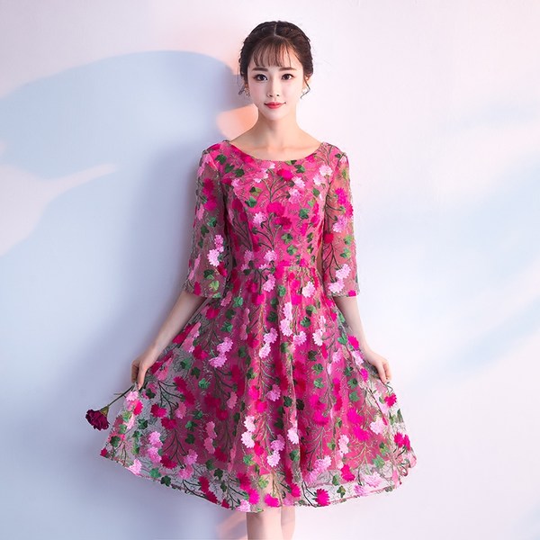 ชุดราตรี ชุดราตรีสวยหรู แบบ ทันสมัย Evening dress