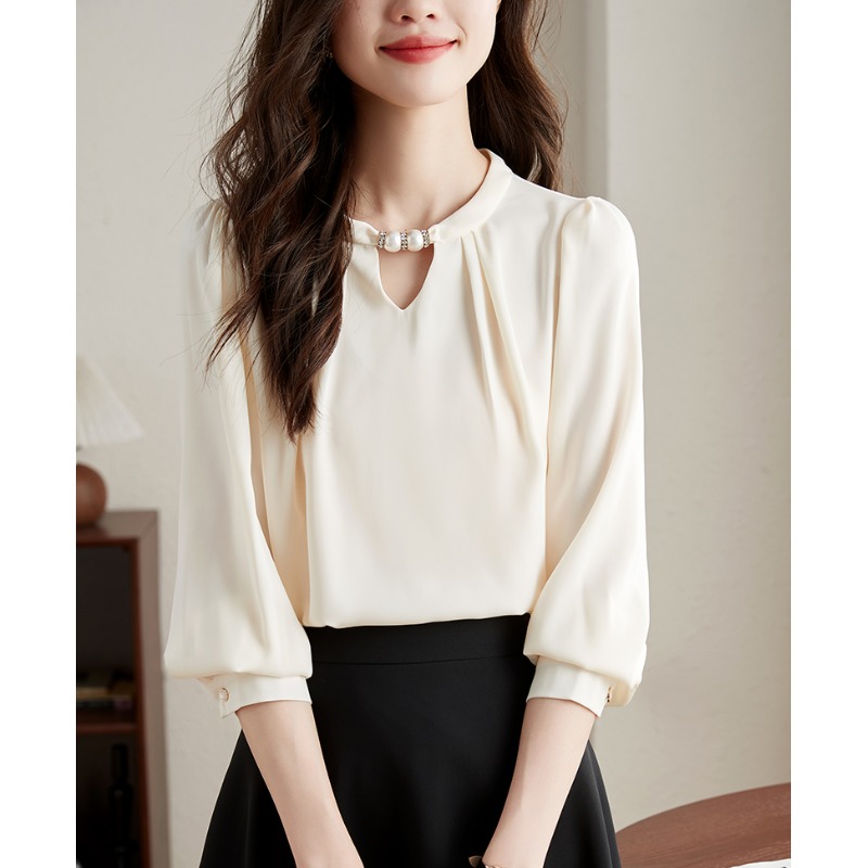 เสื้อเชิ้ตผู้หญิงแขนยาว เสื้อเชิ้ตผู้หญิงใส่ทํางาน 390 บาทต่อชิ้น ฟรีค่าจัดส่ง