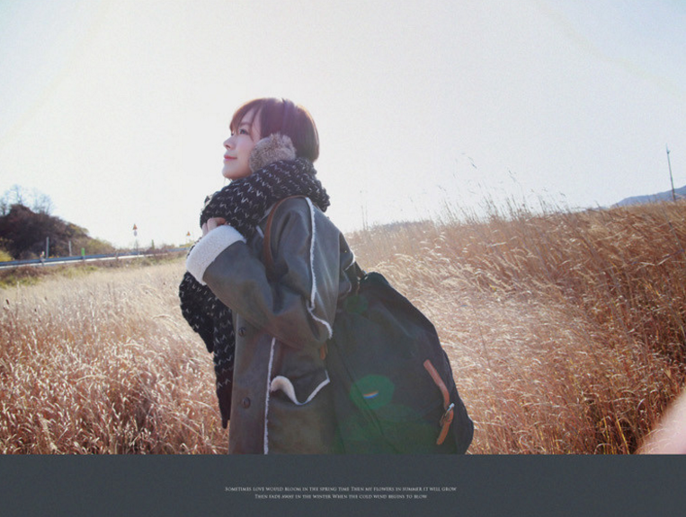 ผ้าพันคอกันหนาว ไหมพรม เกาหลี สีดำแซมขาว น่ารักคุณหนู พร้อมส่ง same pic