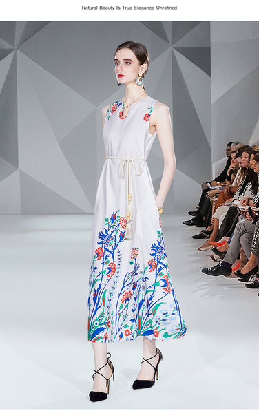 ชุดเดรสเรียบหรูดูแพง เดรสแบรนด์ DG Boutique