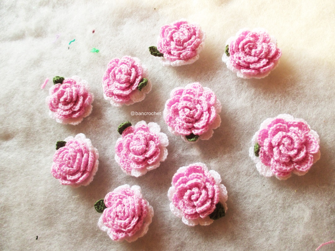 Bancrochet ดอกกุหลาบถักโครเชต์ crochet rose flowers สีชมพู 1.5 นิ้ว