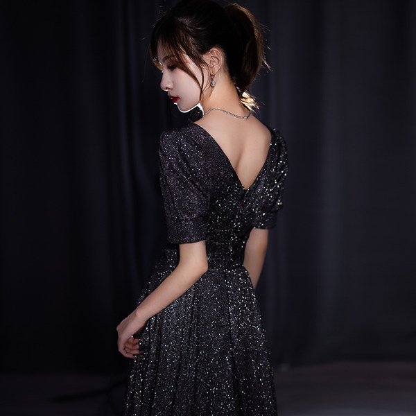 ชุดราตรี ชุดราตรีสวยหรู แบบ ทันสมัย Evening dress