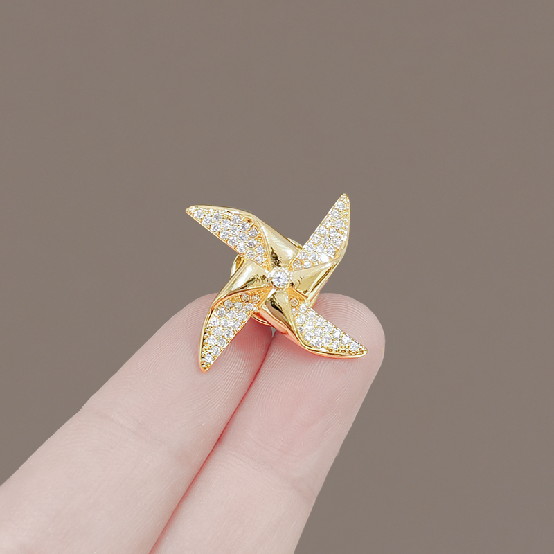 เข็มกลัด เข็มกลัดสวยๆ เข็มกลัดติดเสื้อ Brooch