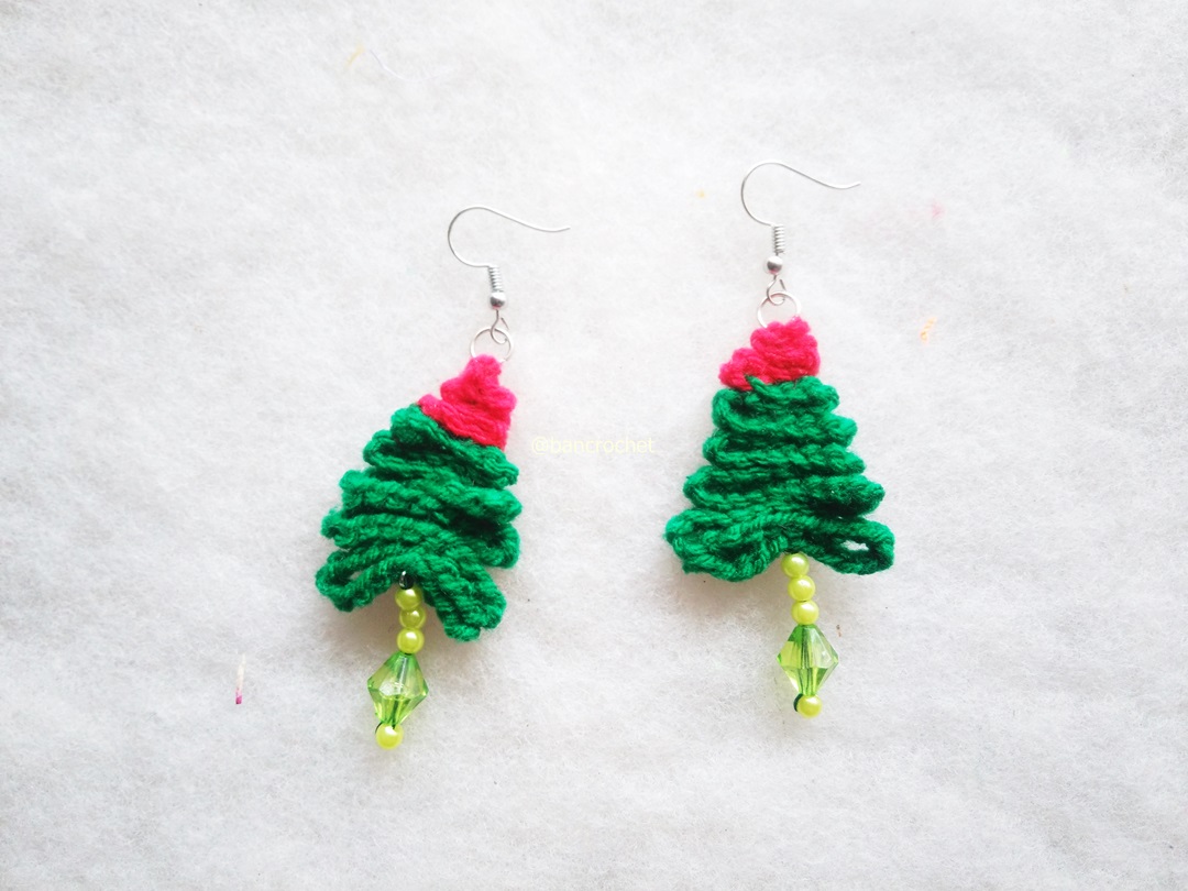ต่างหูถักโครเชต์คริสมาส crochet christmas earrings หลากสี 4-6 นิ้ว