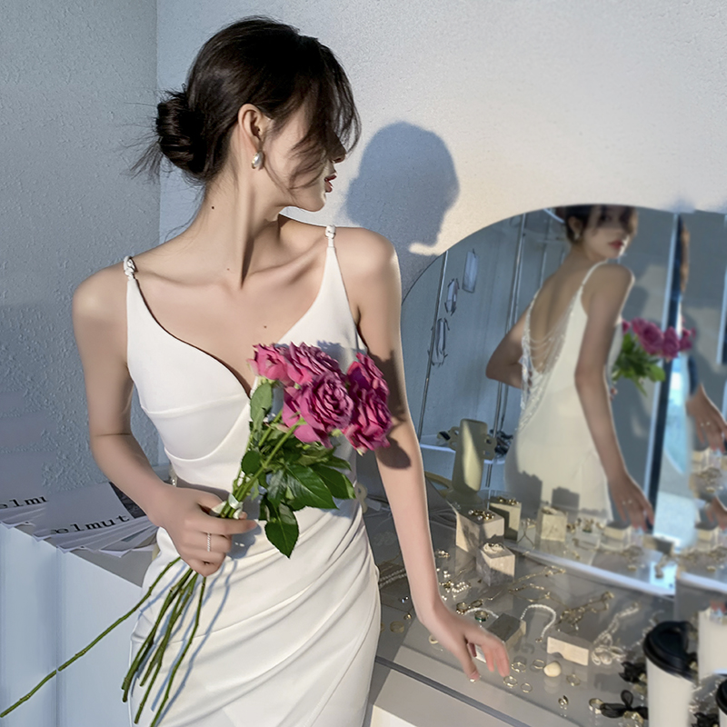 ชุดราตรี ชุดราตรีสวยหรู แบบ ทันสมัย Evening dress