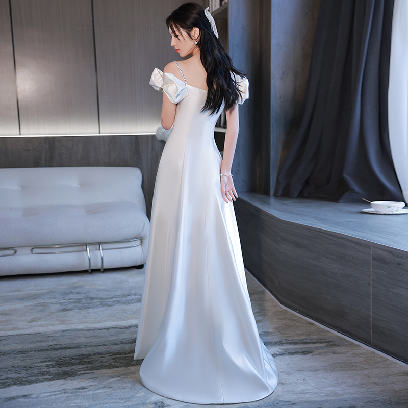ชุดราตรี ชุดราตรีสวยหรู แบบ ทันสมัย Evening dress