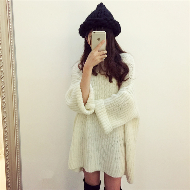 เสื้อไหมพรมตัวโคล่ง Sweater เกาหลีฝุดๆ ยืดได้เยอะ พร้อมส่ง