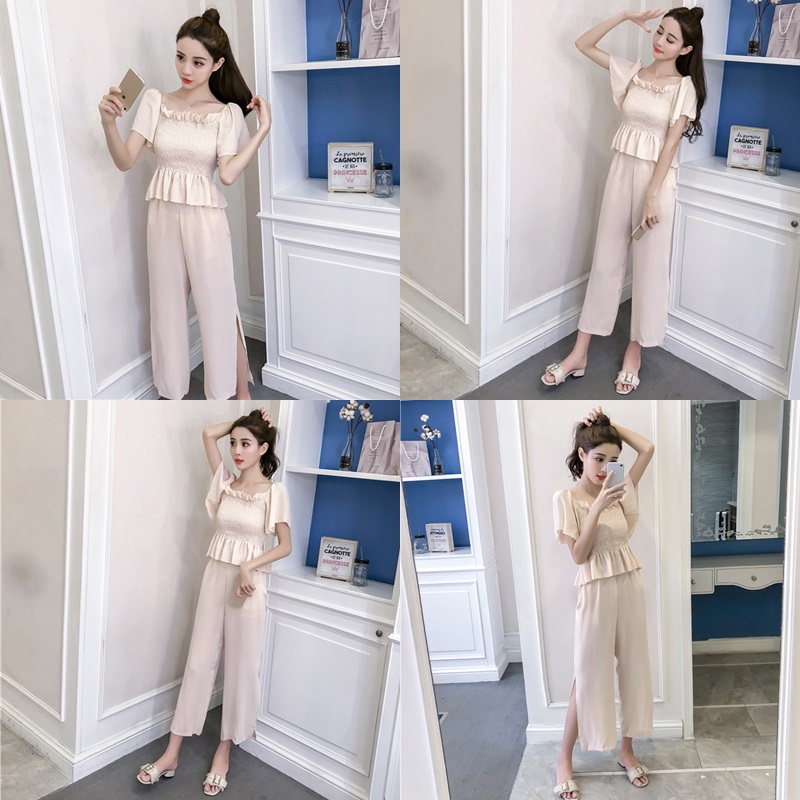 Set_bt1800 ชุดเซ็ท 2 ชิ้น(เสื้อ+กางเกง) เสื้อเปิดไหล่สม็อครอบอกแขนทรงปล่อย+กางเกงขายาวเอวยางยืดผ่าชายเล็กน้อยเพื่อความคล่องตัว มีกระเป๋าข้าง ผ้าชีฟองเกรดพรีเมียมเนื้อดีหนานุ่มมีน้ำหนักใส่สบายไม่ยับง่าย งานน่ารักเก๋ๆ ใส่เที่ยว/ใส่ทำงานได้