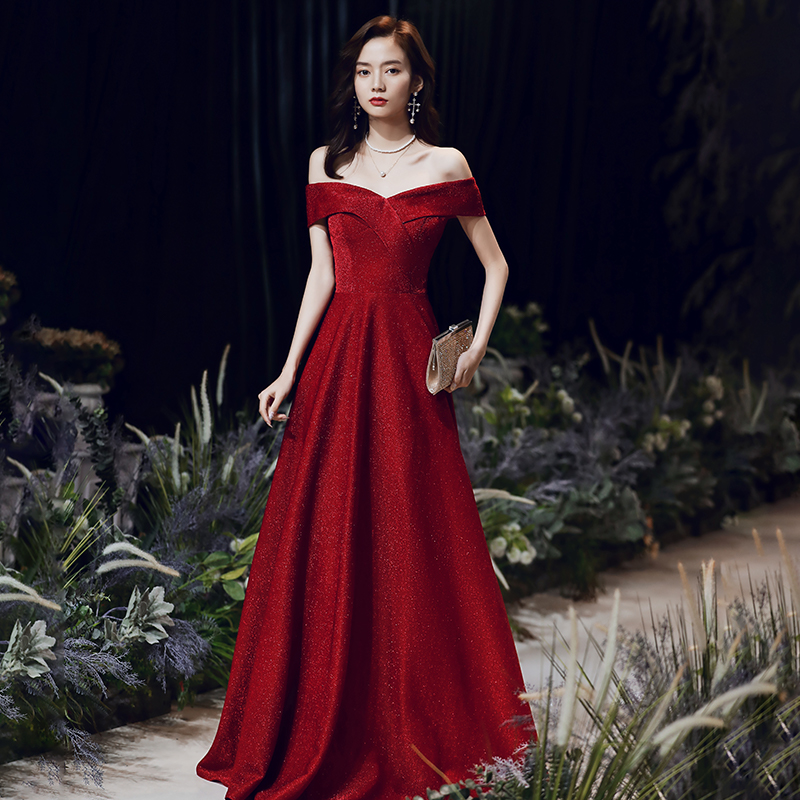ชุดราตรี ชุดราตรีสวยหรู แบบ ทันสมัย Evening dress