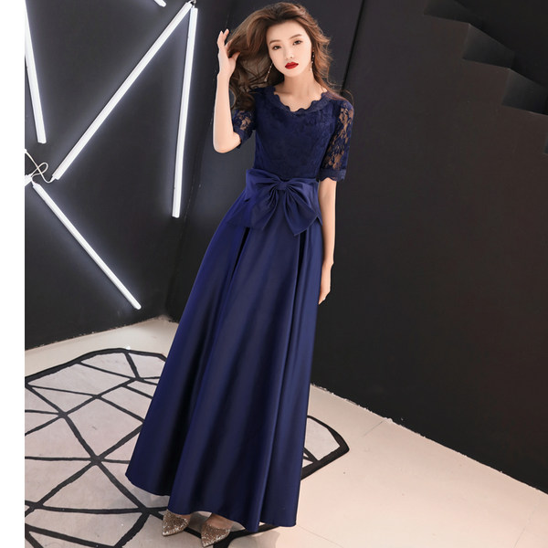 ชุดราตรี ชุดราตรีสวยหรู แบบ ทันสมัย Evening dress