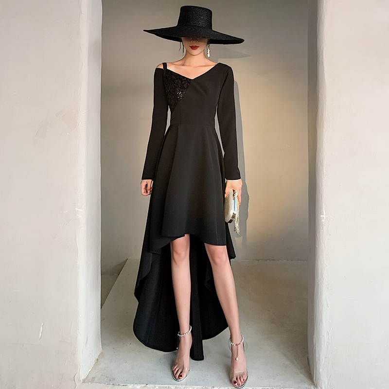 ชุดราตรี ชุดราตรีสวยหรู แบบ ทันสมัย Evening dress