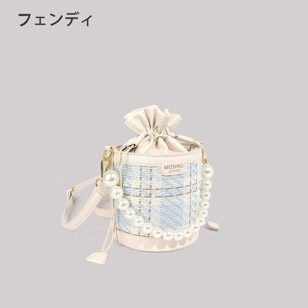 กระเป๋าสะพายข้างผู้หญิง กระเป๋าสะพายสไตล์เกาหลี By Japanese フェンディ authentic bag