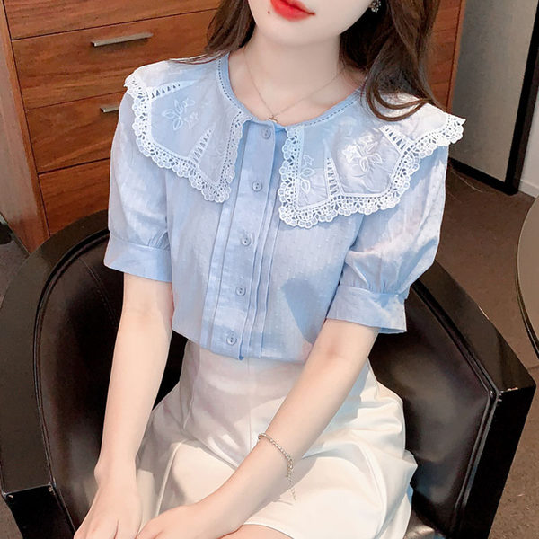 เสื้อลูกไม้ แขนสั้น