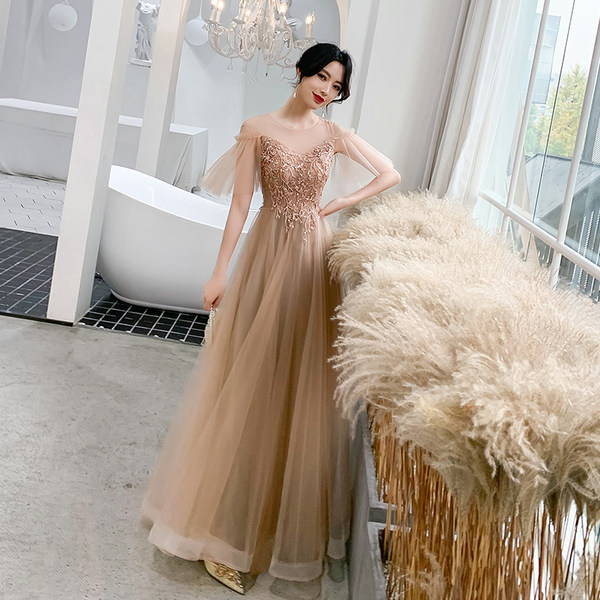 ชุดราตรี ชุดราตรีสวยหรู แบบ ทันสมัย Evening dress