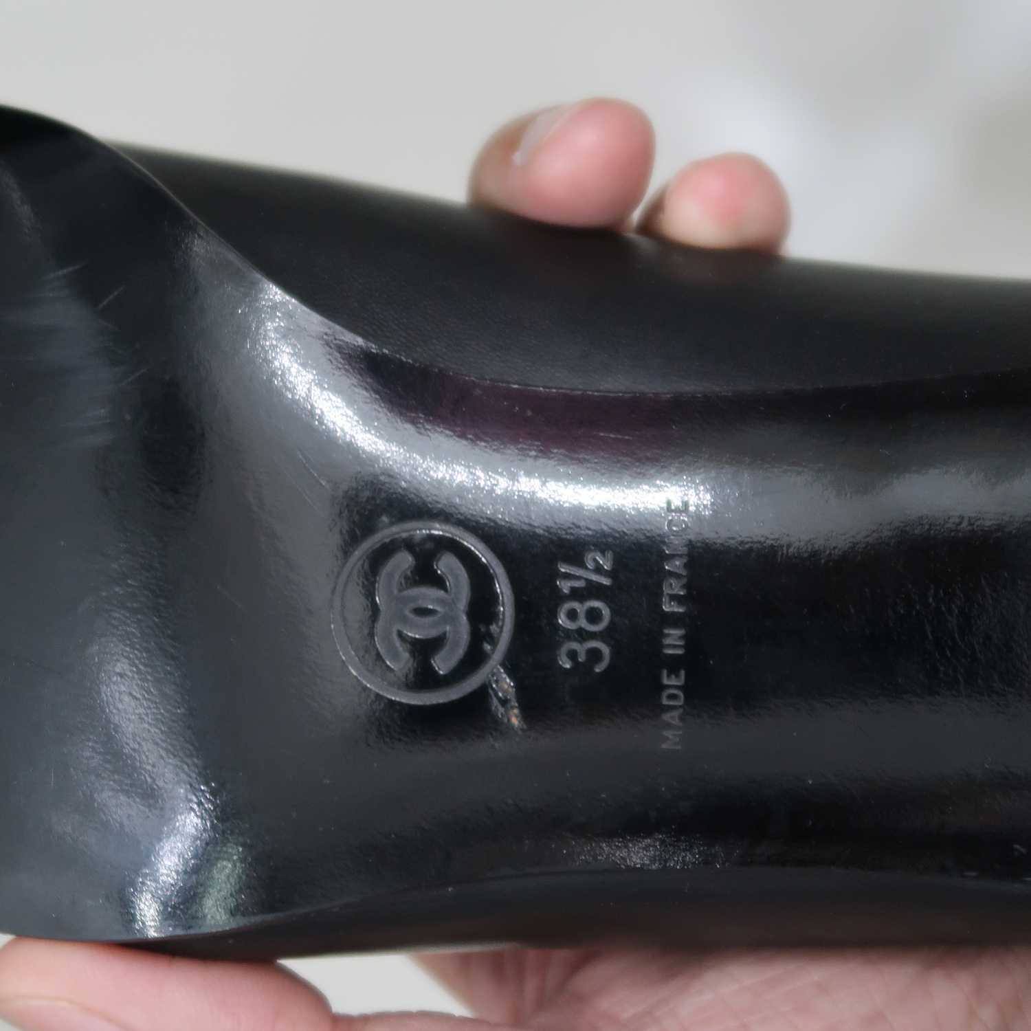 Chanel Black Calf Leather Patent Cap Toe Pumps Size 38.5