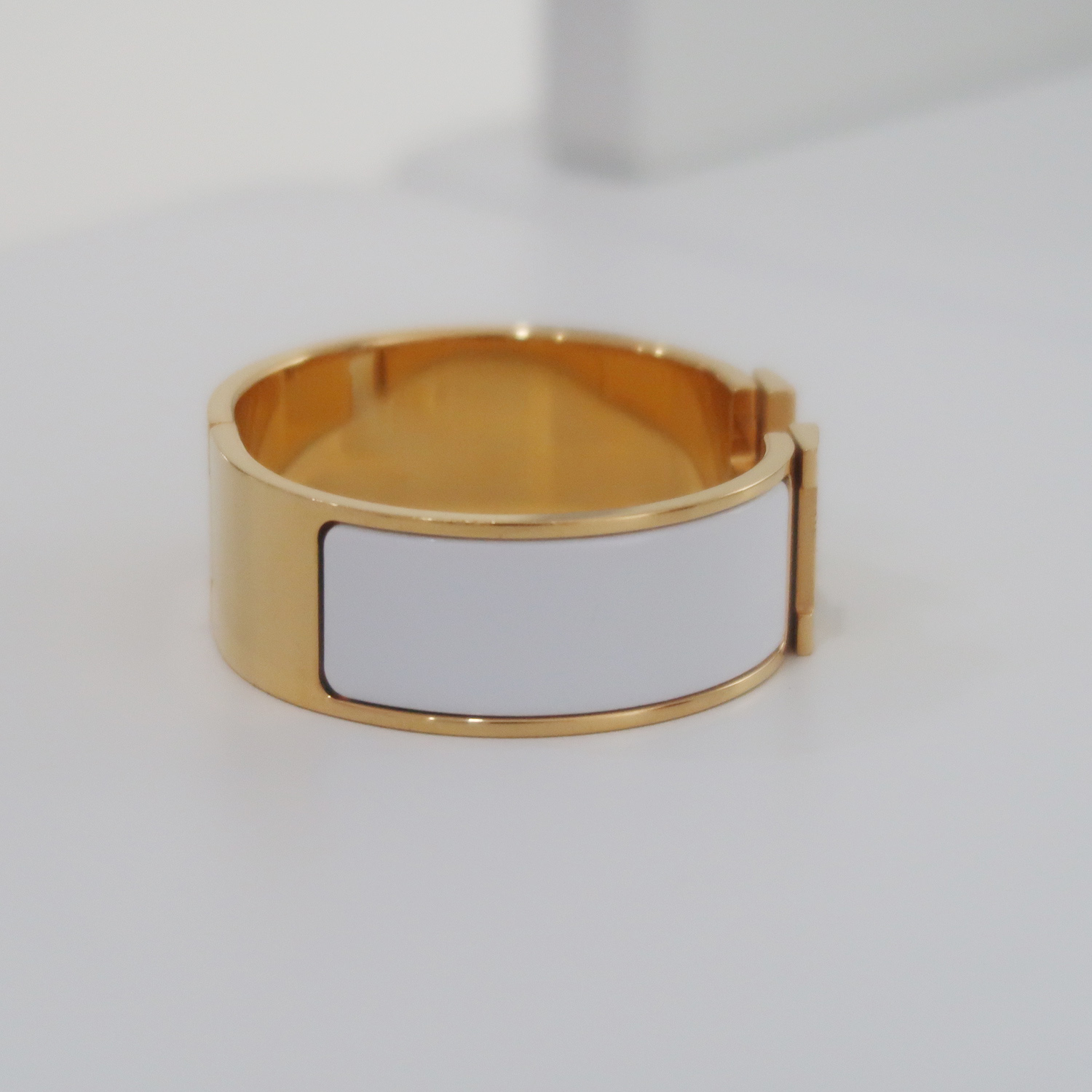 Hermes White Enamel Clic Clac H Bracelet Medium PM