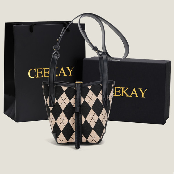 กระเป๋าสะพายข้างเกาหลี กระเป๋าผู้หญิงแบรนด์ CEEKEY