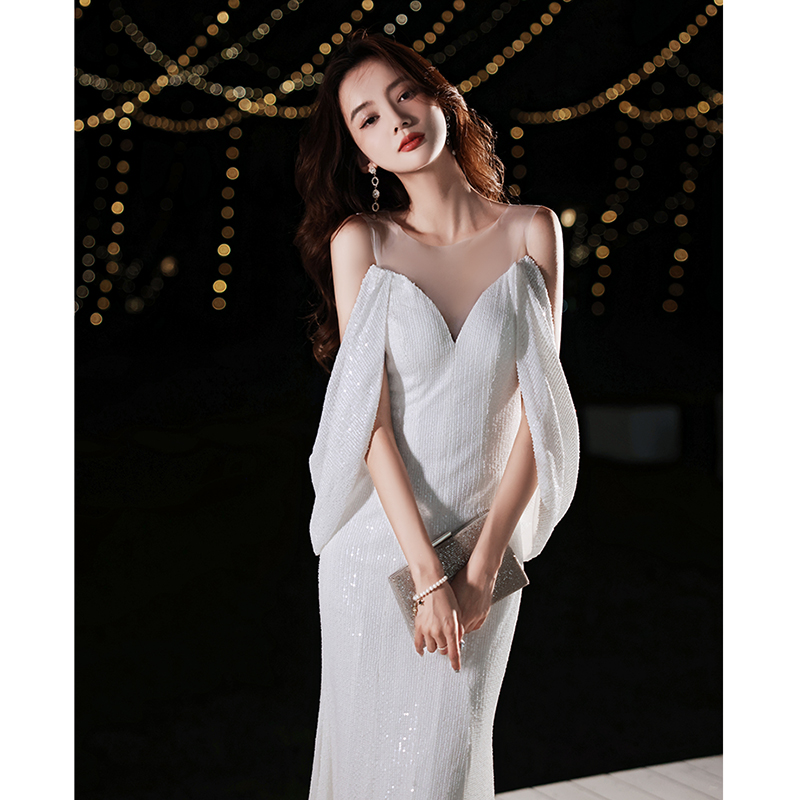 ชุดราตรี ชุดราตรีสวยหรู แบบ ทันสมัย Evening dress