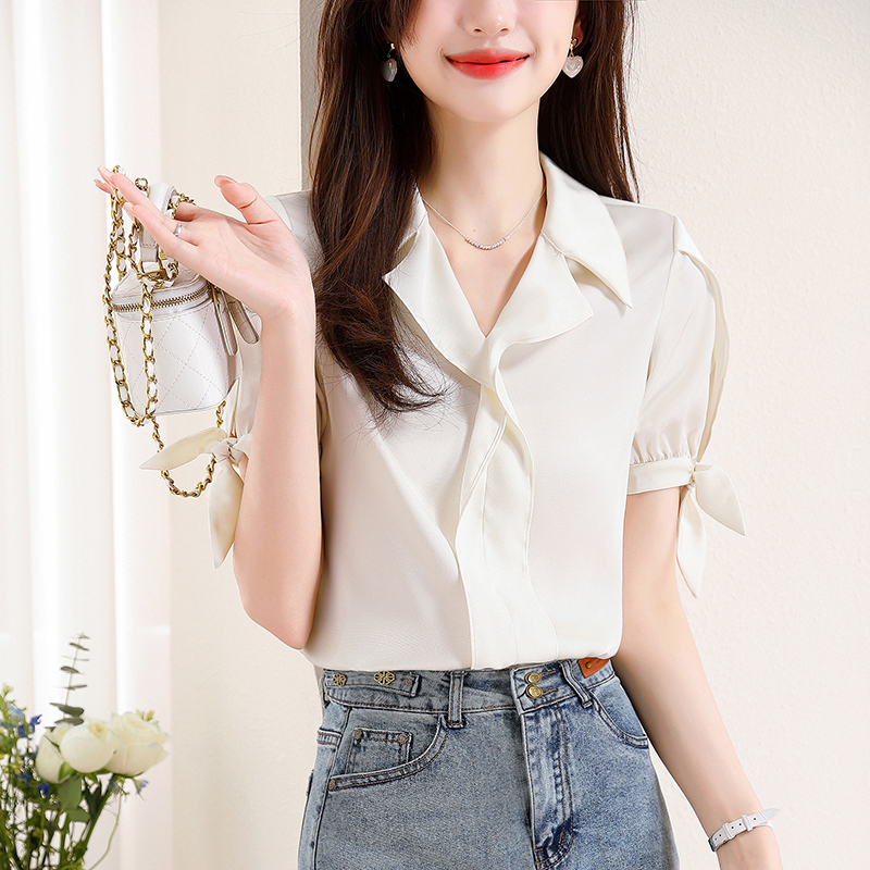 เสื้อเชิ้ตผู้หญิงแขนยาว เสื้อเชิ้ตผู้หญิงใส่ทํางาน 390 บาทต่อชิ้น ฟรีค่าจัดส่ง