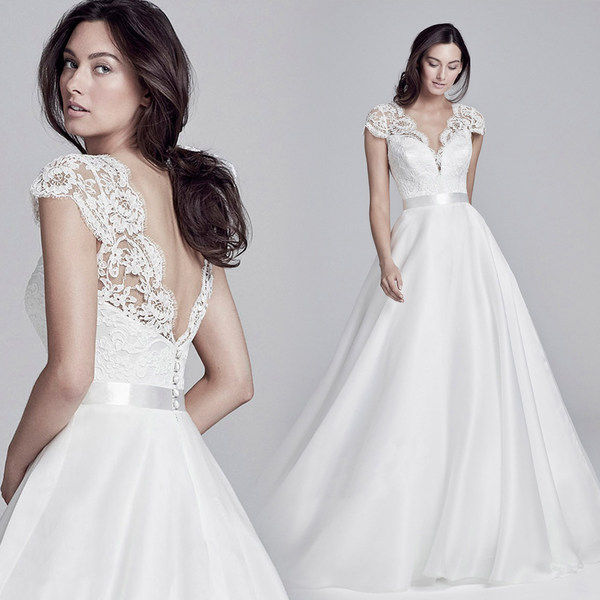 ชุดแต่งงาน Wedding Dress แบรนด์ Angel