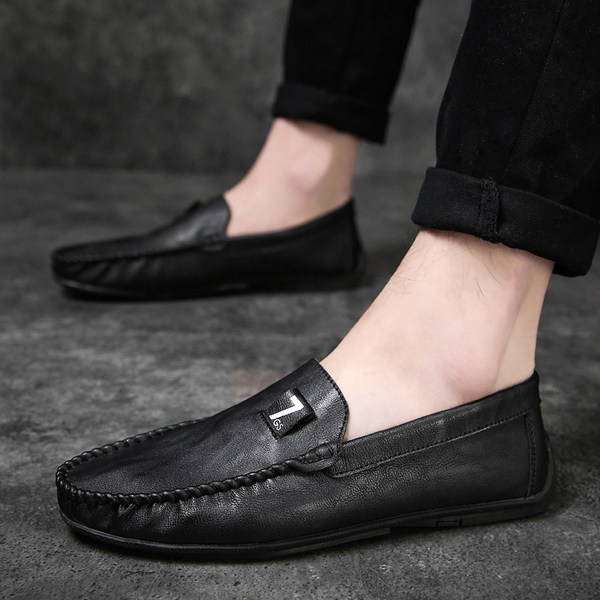 รองเท้าหนังผู้ชาย มีไซส์39-44 รองเท้าโลฟเฟอร์ชาย Slip-On Shoes