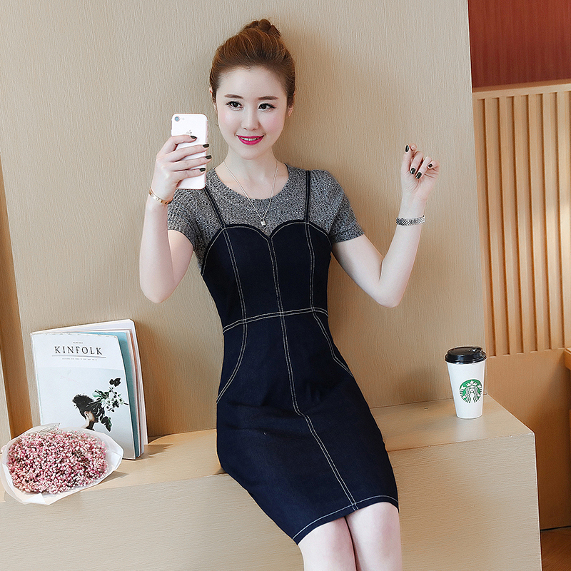 Dress4585 เดรสยีนส์ทรงเข้ารูปสียีนส์เข้ม มีกระเป๋าข้าง ซิปหลังใส่ง่าย ผ้ายีนส์ยืดเนื้อดีนุ่มใส่สบาย งานน่ารักทรงสวยเป๊ะ ใส่สวยดูแพง (ไม่มีเสื้อตัวในนะคะ)