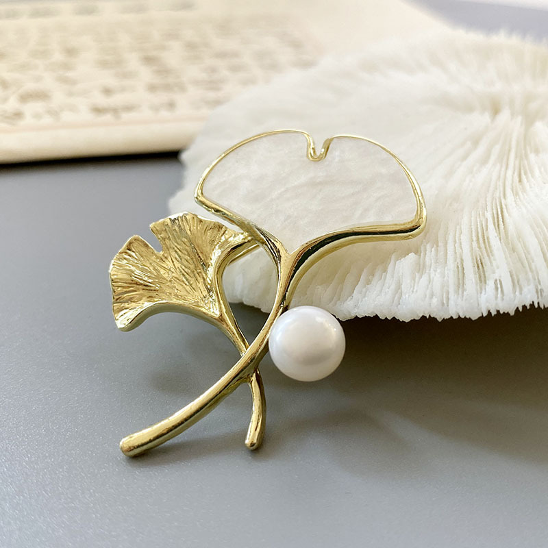 เข็มกลัด เข็มกลัดสวยๆ เข็มกลัดติดเสื้อ Brooch