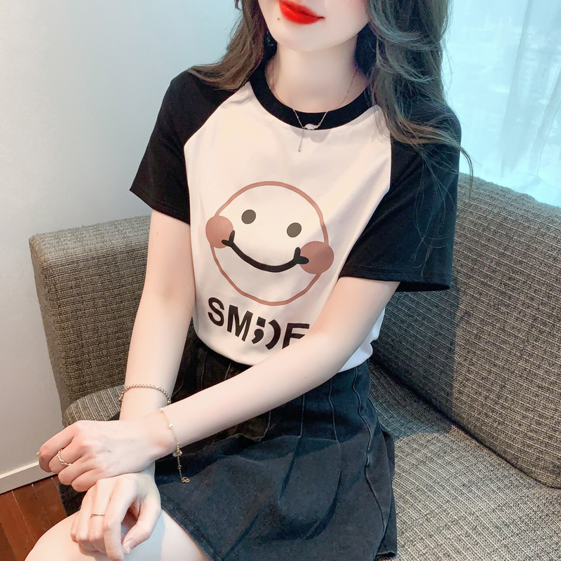 เสื้อผ้าวัยรุ่นเกาหลี เสื้อยืดวัยรุ่นผู้หญิง มีขนาด S M L XL