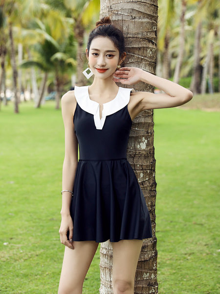 ชุดว่ายน้ำผู้หญิง ชุดว่ายน้ำน่ารัก Bikini ชุดไปทะเล