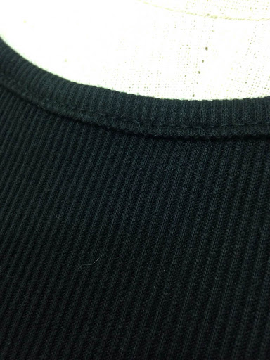 เสื้อสเวตเตอร์ ไหมพรม ผ้าร่อง สุดฮิตใส่สบาย