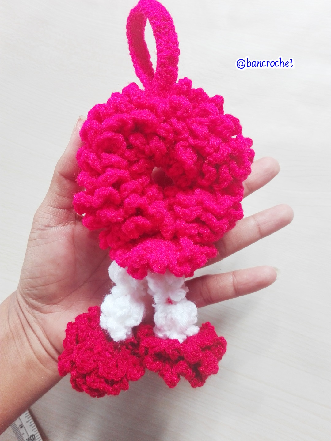 Bancrochet พวงมาลัยถักโครเชต์ Crochet Thai Garland หลากสี 6*5*4 inch