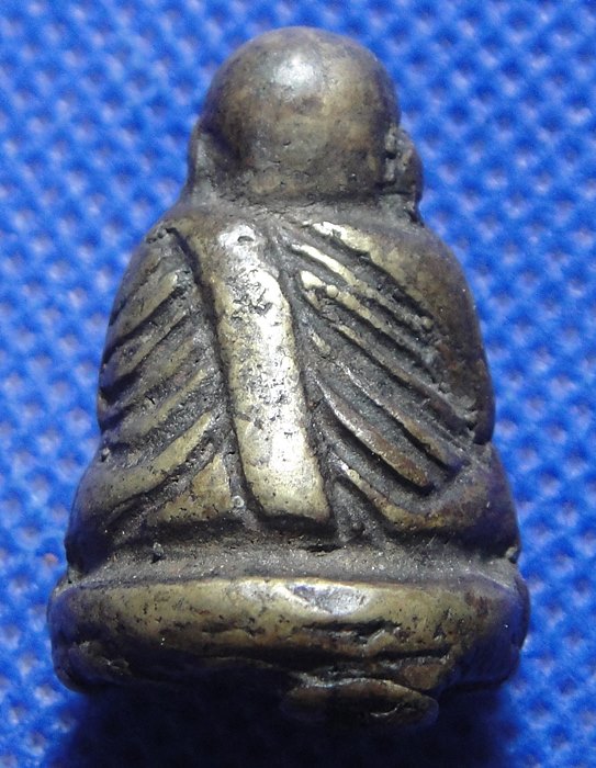 หลวงพ่อเงิน วัดบางคลาน