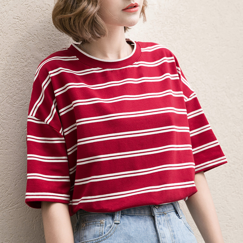 เสื้อยืดวัยรุ่น ลายน่ารัก เลือกไซส์ตามน้ำหนัก S:40-45/M:45-50/L:51-60 กิโลกรัม