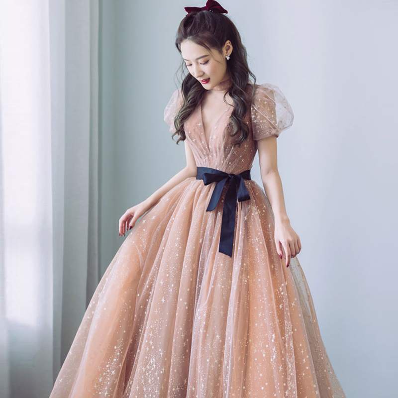 ชุดราตรี ชุดราตรีสวยหรู แบบ ทันสมัย Evening dress