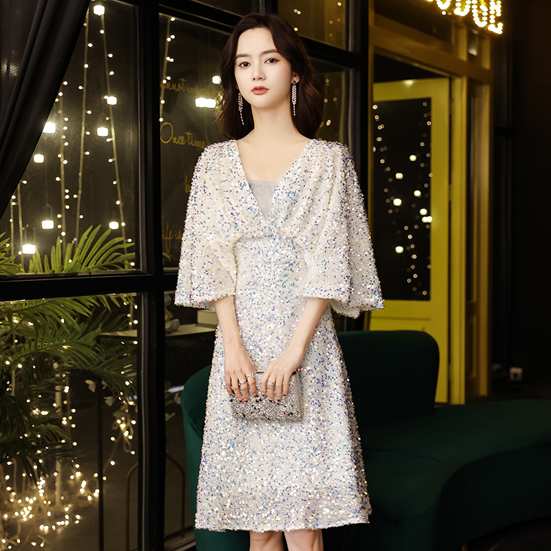 ชุดราตรี ชุดราตรีสวยหรู แบบ ทันสมัย Evening dress