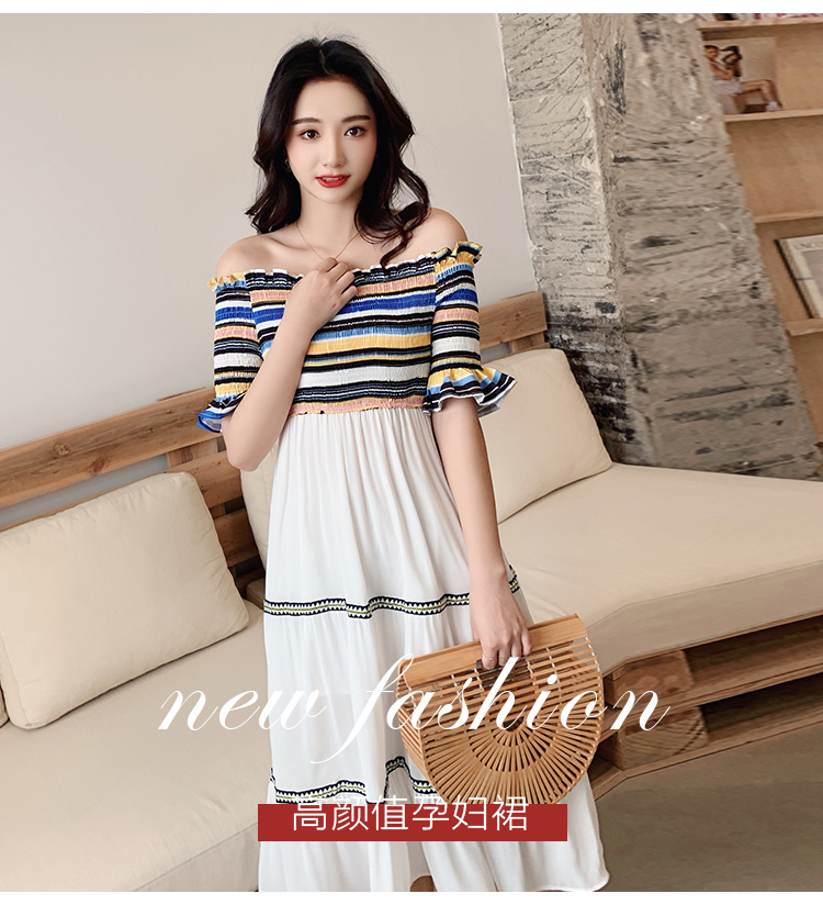 Dress4586 เดรสยาวเปิดไหล่สม็อครอบอกและเอว ช่วงบนผ้าคอตตอนลายริ้วโทนสีคัลเลอร์ฟูล ตัดต่อกระโปรงชีฟองเนื้อดีหนามีน้ำหนักสีขาวตกแต่งด้วยแถบเส้นลายกราฟฟิคดูมีดีเทล มีซับในอย่างดี งานเกรดพรีเมียมดูสวยแพง