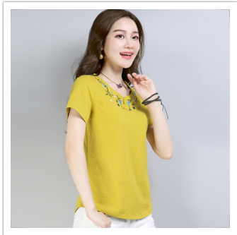 เสื้อยืดสีเหลือง เสื้อยืดสีเหลืองสวยๆ เสื้อยืดสีเหลืองผู้หญิง จัดส่งฟรีทั่วประเทศไทย