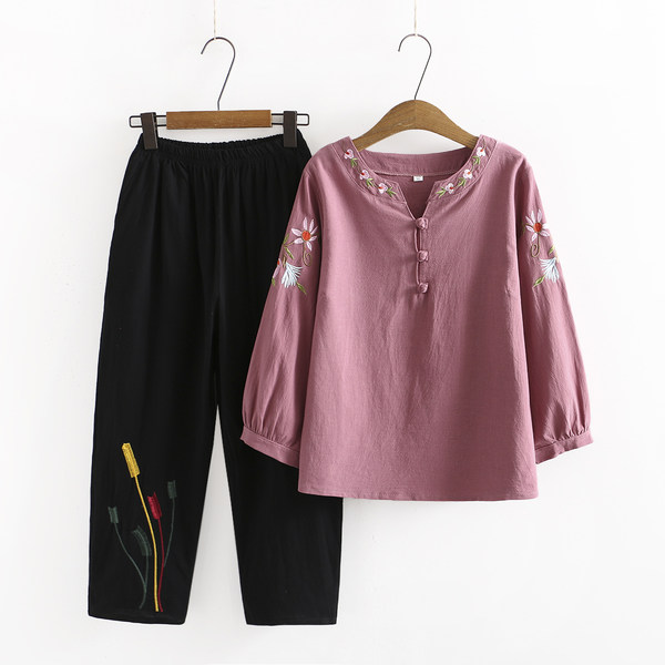 เสื้อลินินสไตล์ผู้ใหญ่ เสื้อคุณแม่ เสื้อผู้ใหญ่ แบรนด์ LININ