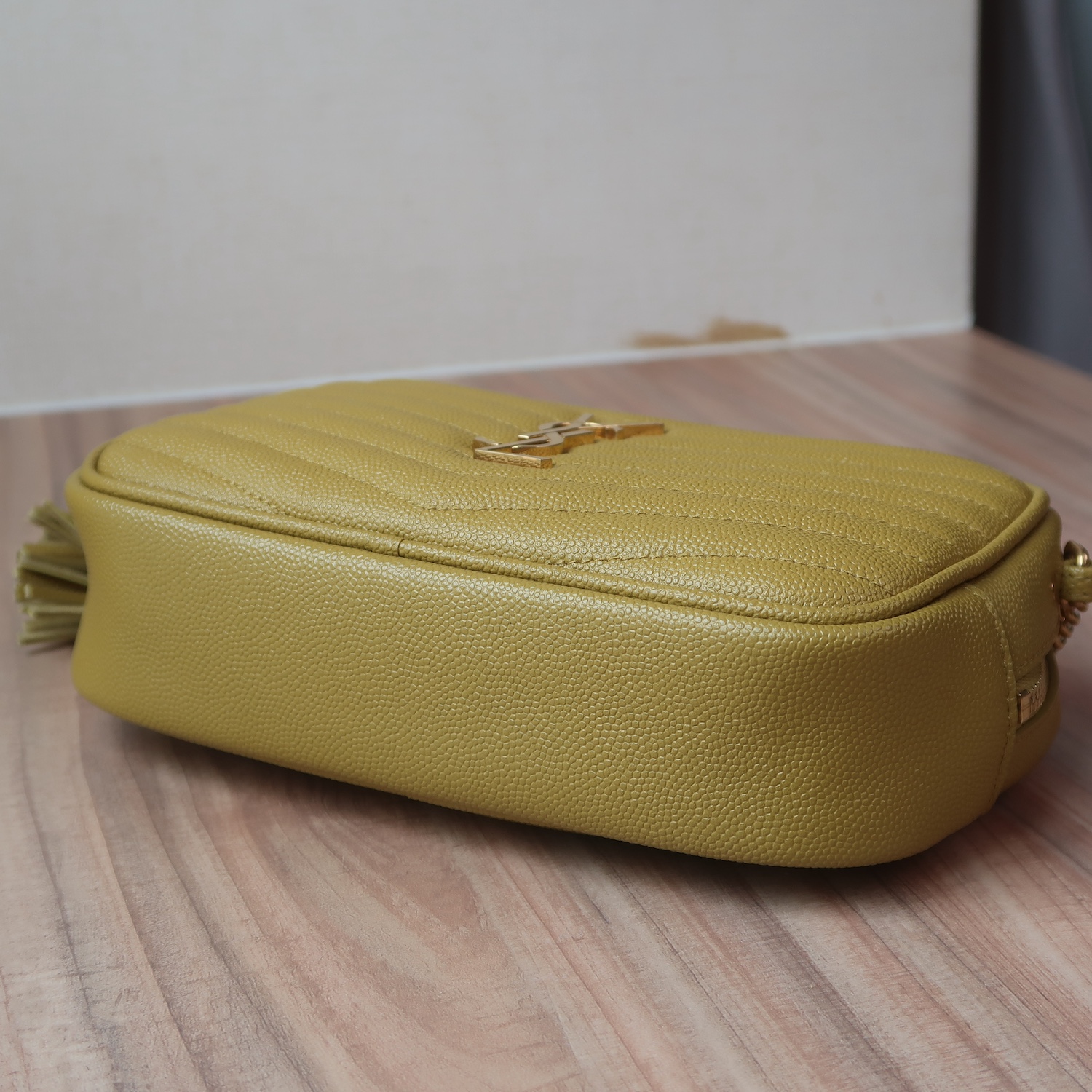 Saint Laurent Light Chatreuse Grain De Poudre Matelasse Mini Lou Camera GHW