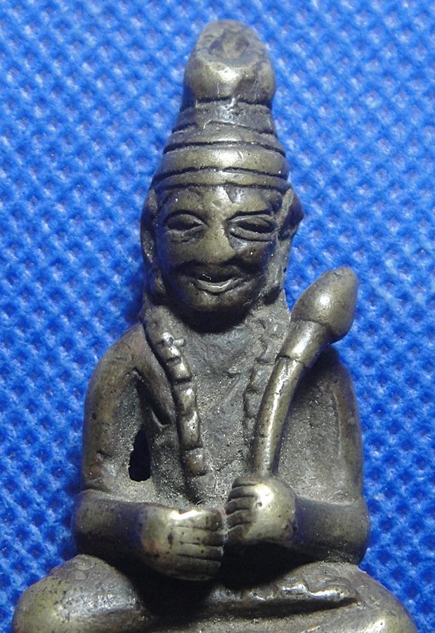 หลวงพ่ออิ่มวัดหัวเขา สุพรรณบุรี