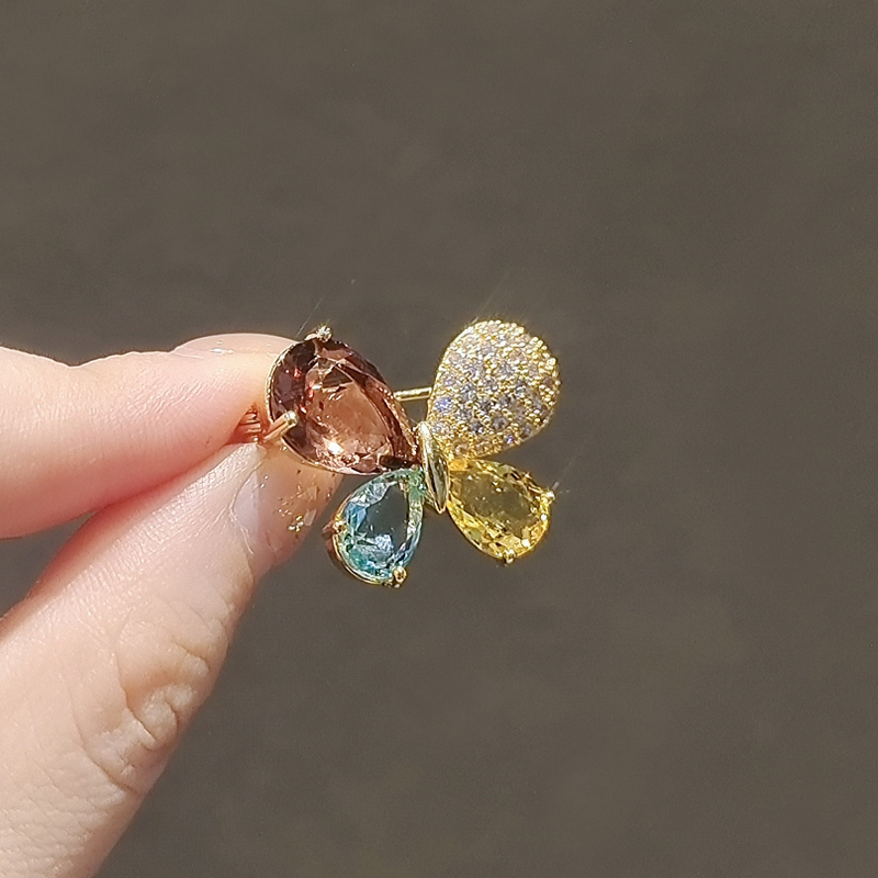 เข็มกลัด เข็มกลัดสวยๆ เข็มกลัดติดเสื้อ Brooch