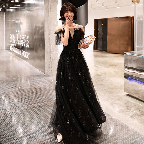 ชุดราตรี ชุดออกงาน ดีไซน์หรู แบรนด์ Angel