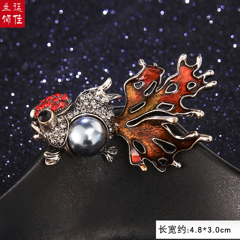 เข็มกลัด เข็มกลัดสวยๆ เข็มกลัดติดเสื้อ Brooch