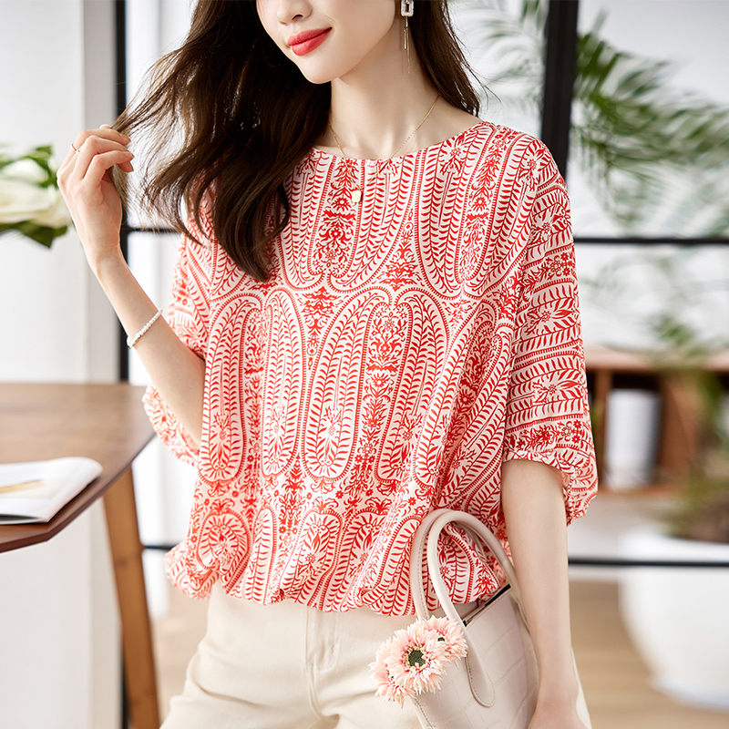 เสื้อเชิ้ตผู้หญิงแขนยาว เสื้อเชิ้ตผู้หญิงใส่ทํางาน 390 บาทต่อชิ้น ฟรีค่าจัดส่ง