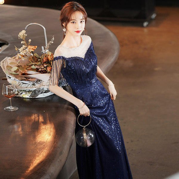 ชุดราตรี ชุดราตรีสวยหรู แบบ ทันสมัย Evening dress