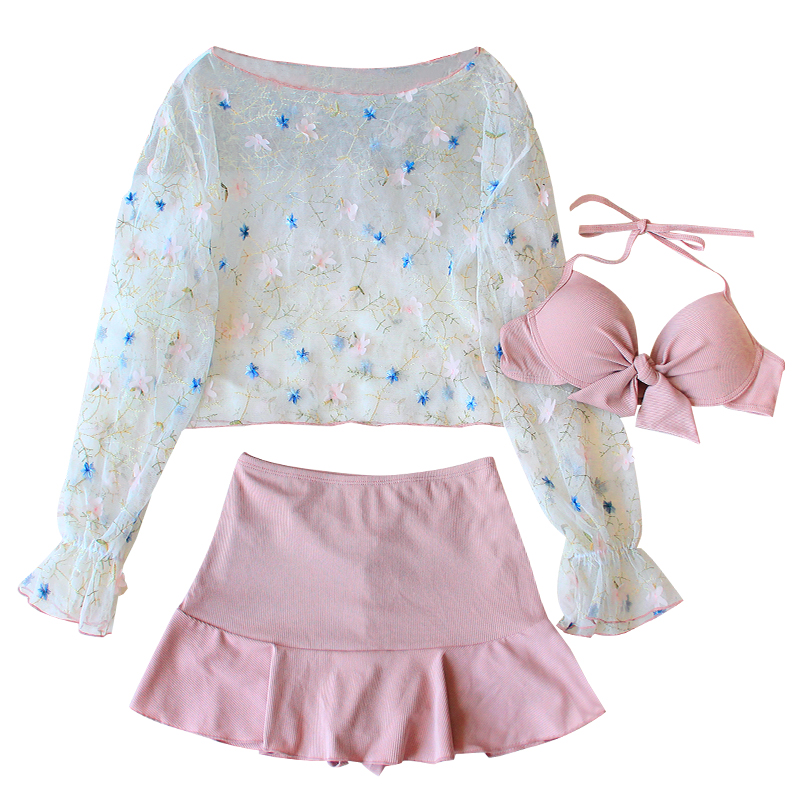 ชุดว่ายน้ำผู้หญิง ชุดว่ายน้ำน่ารัก Bikini ชุดไปทะเล